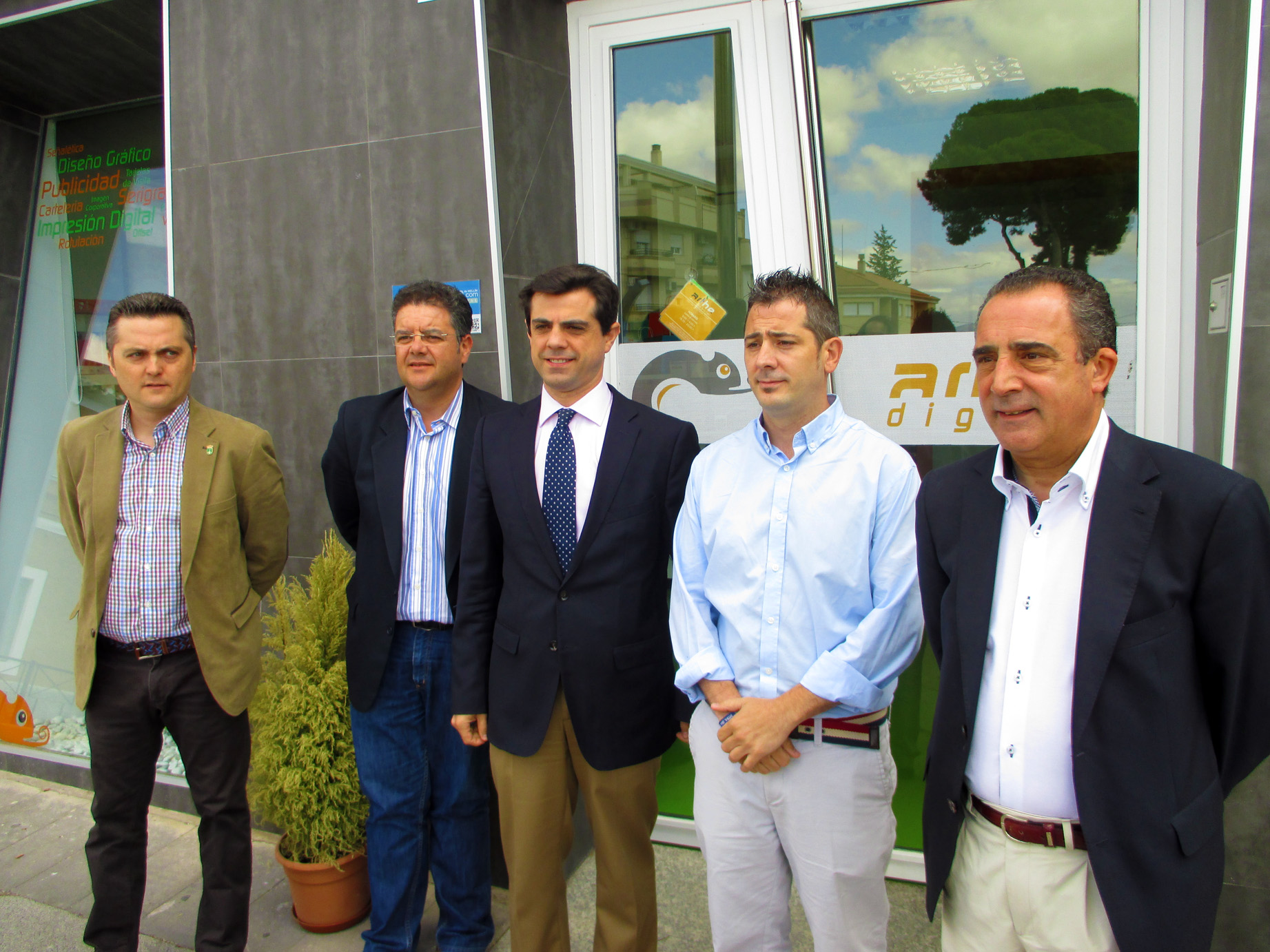 Visita del delegado en Albacete de la Junta de Comunidades