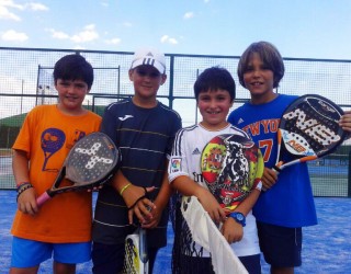 Éxito deportivo y humanitario del Club de Tenis Hellín