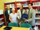Javier Cuenca hace entrega de ocho ordenadores portátiles destinados a las bibliotecas de Hellín