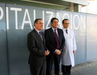 El consejero de Sanidad y Asuntos Sociales visitó el Hospital de Hellín