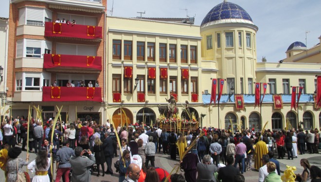 La Semana Santa se iniciaba con una espectacular procesión de “Las Palmas”