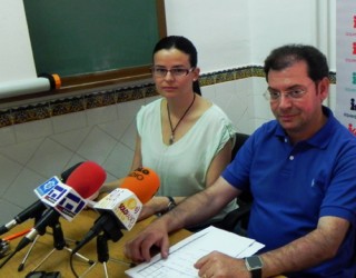Reunión de Beatriz Jiménez y Roque García