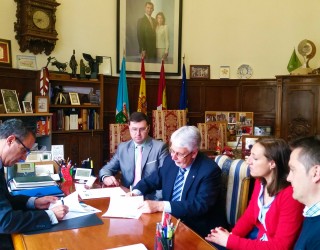 Firmado un convenio entre el Ayuntamiento de Hellín y la Fundación Globalcaja