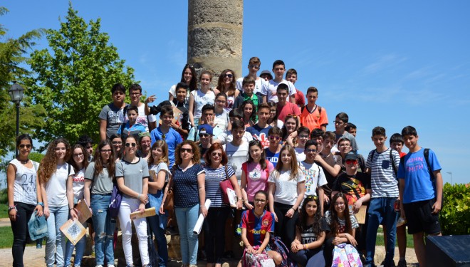 Estudiantes del IES Cristóbal Lozano de Hellín, realizan La ruta de “Don Quijote en El Bonillo”