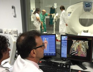 El servicio de Radiología del Hospital de Hellín cuenta con un nuevo TAC helicoidal multicorte de altas prestaciones
