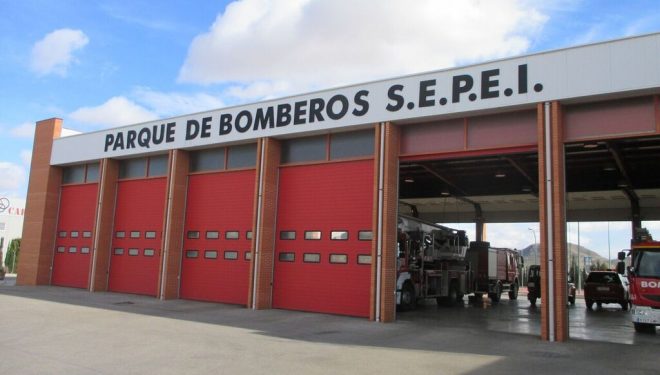La Policía Nacional recibe formación especializada por parte de los servicios de Bomberos de Albacete y Hellín