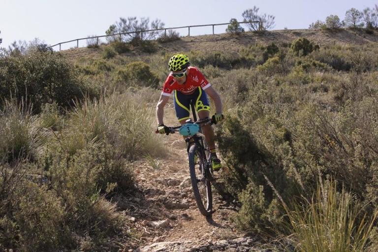 Gran carrera de César Ruiz y Mario Alarcón en Pozo Cañada