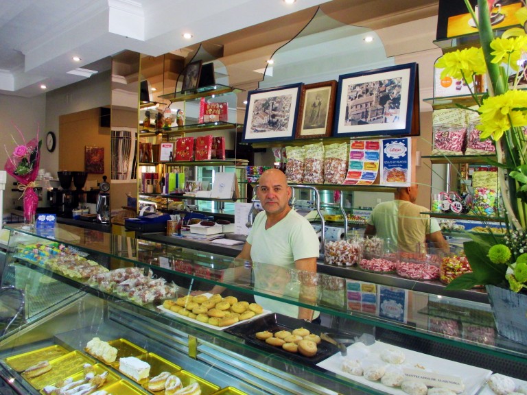 Confitería Callejas galardonada con el premio San Juan de FEDA a la Empresa Tradicional