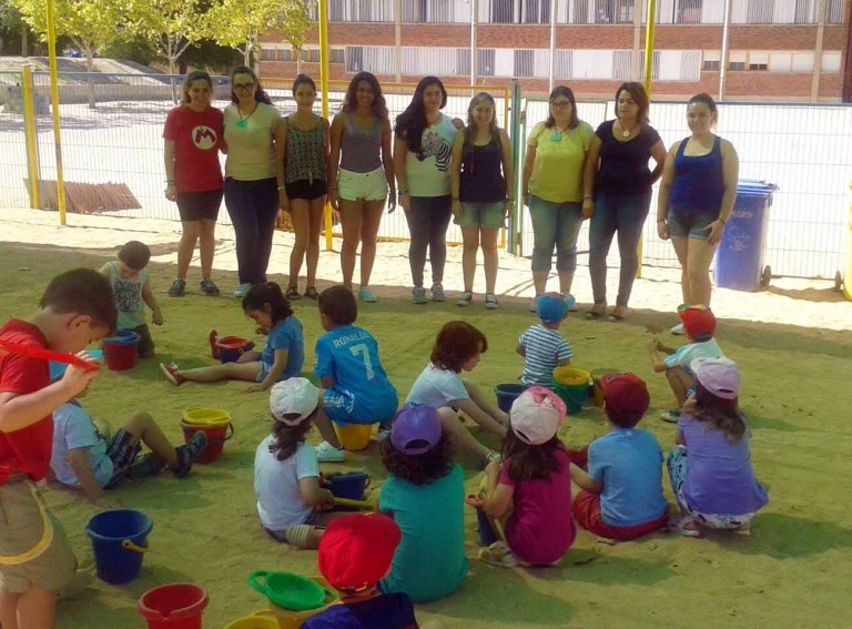 La Ludoteca de verano en plena actividad con 70 niños matriculados