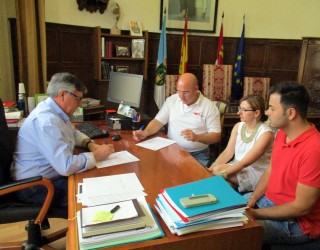 Firmado el convenio entre el Ayuntamiento y Cruz Roja