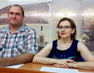 Carmen Rodríguez y Julián  Martínez llevan a cabo el resumen anual  de sus concejalías