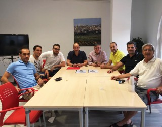 Reunión de Ramón García con la nueva directiva del Hellín Club de Fútbol