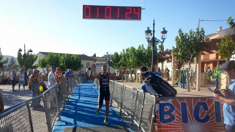 El alicantino Jesús Gomar vencedor del Triatlón Valle de Agramón “Ciudad de Hellín”