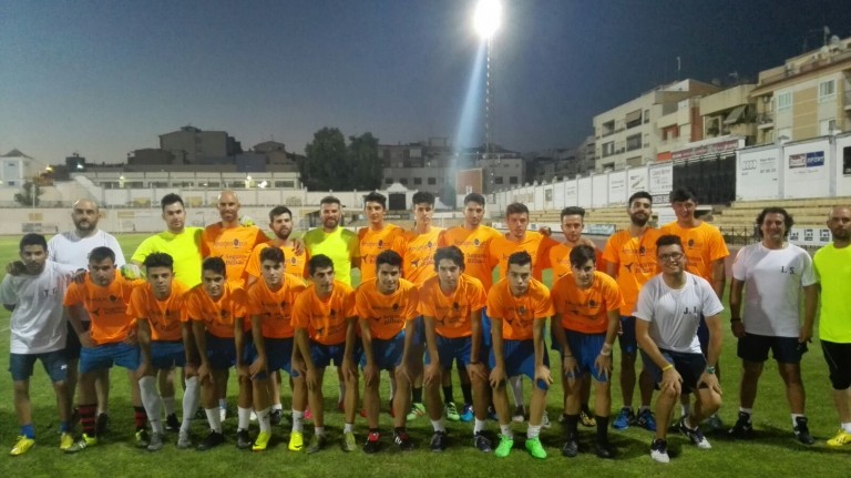Primera sesión de entrenamiento del Hellín CF