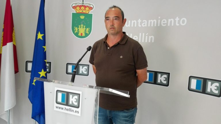Juan Antonio Andújar reconoce los errores de su gobierno en las obras de la calle Tobarra y el proyecto EDUSI