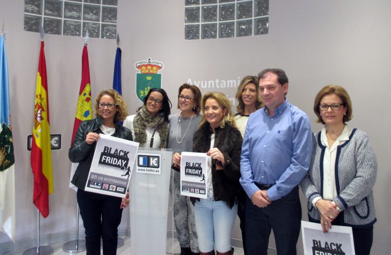 Los comerciantes hellineros presentan el llamado Black Friday con el fin de animar las ventas
