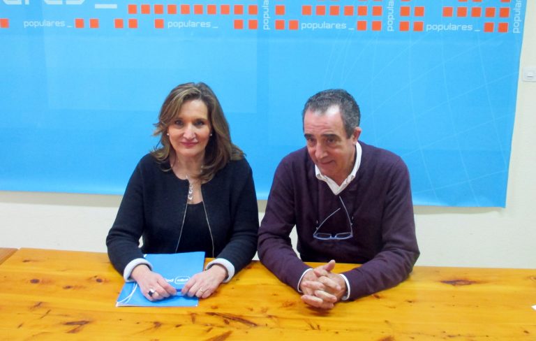 Rosario Rodríguez llegaba a Hellín para informar de la Junta Directiva Nacional del PP