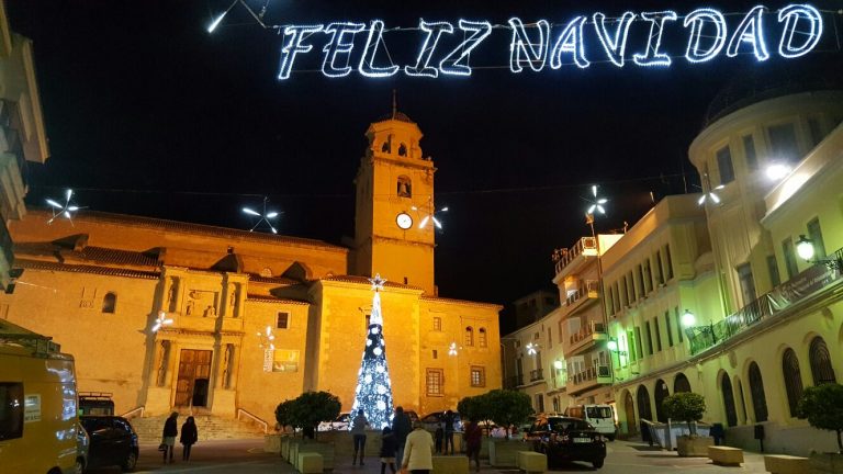 Concluido el alumbrado de Navidad