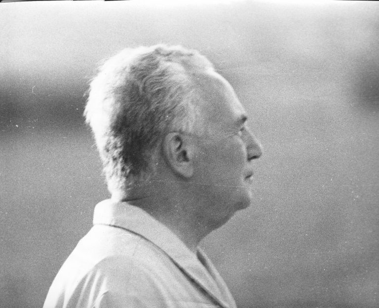 Estimado Señor, Juan Andújar Balsalobre