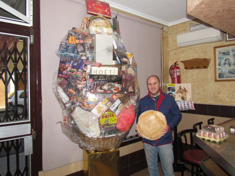 El Bar Pedro reparte sus premios navideños