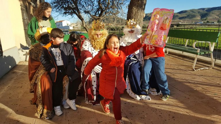 Los Reyes Magos llegan a Hellín con un programa lleno de ilusión y tradición