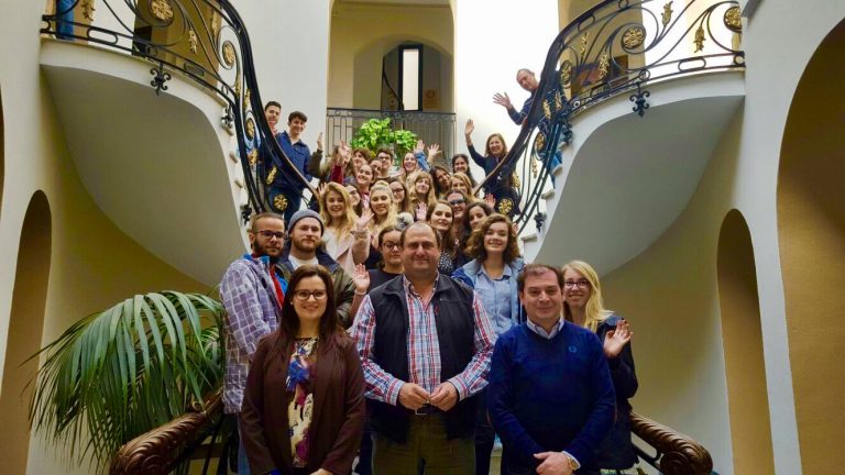 Estudiantes ingleses visitan el Ayuntamiento de Hellín