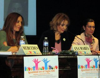 La Asociación de Mujeres Empresarias de Hellín (AMEDHE), llevó a cabo una charla coloquio sobre la igualdad de género