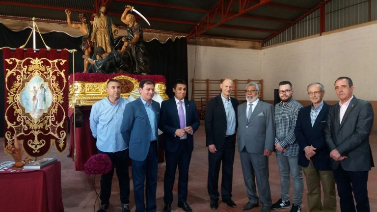 El fotógrafo Toni Fernández, premiado por la Real Cofradía del Prendimiento