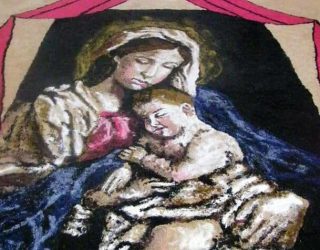 La imagen de la Virgen del Rocio en las alfombras del próximo sábado