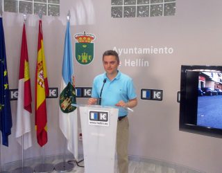 Amador Casado advierte al gobierno municipal del grave deterioro de las calles Fortunato Arias y Bálmes