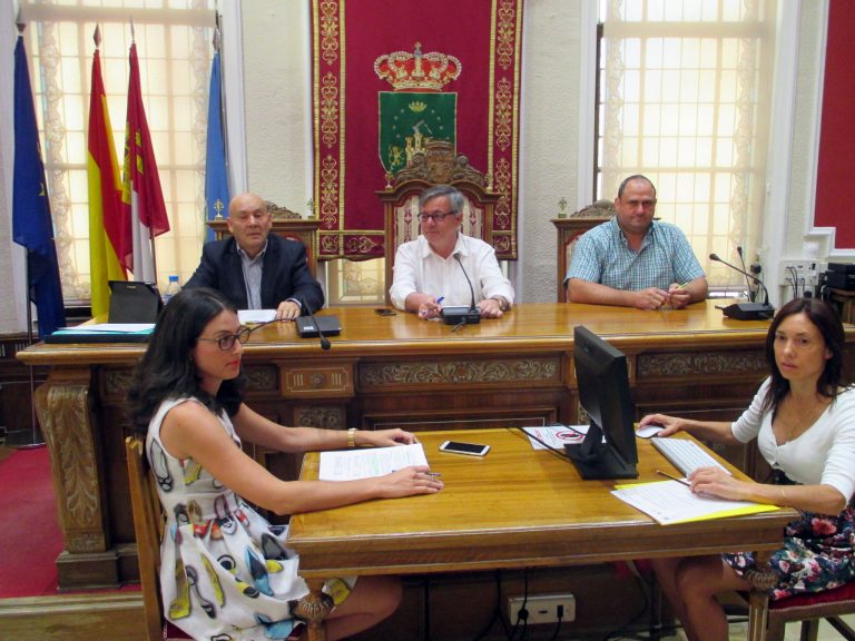 Se aprueba una modificación del suplemento de créditos para llevar a cabo el asfaltado de El Rabal