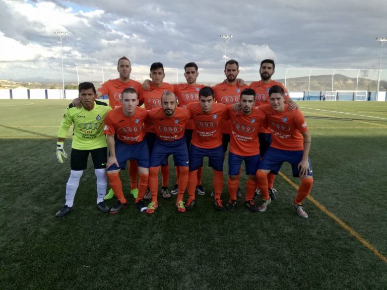 Esperanzador debut del Hellín en Alpera