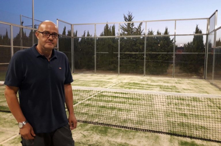 Se remodela la pista de pádel del Complejo Polideportivo Josico en Isso