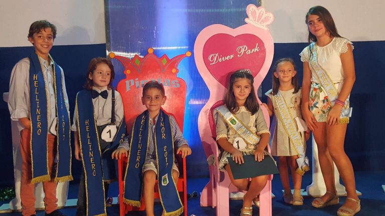 Claudia Sánchez y Mario Fernández Hellíneros de Honor Infantil de la Feria 2017