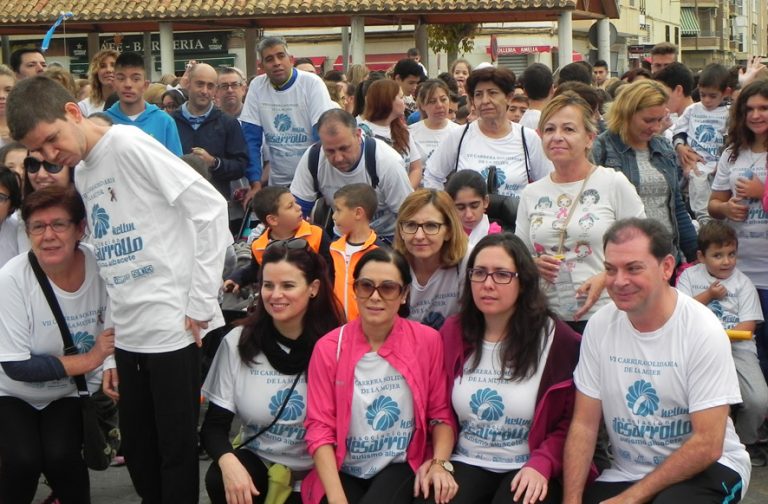 Masiva participación de la Carrera Solidaria de la Mujer