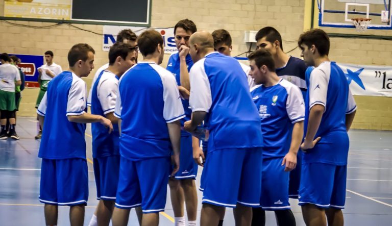 Tercera victoria consecutiva del AD Baloncesto Hellín