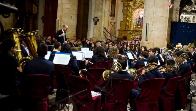 Intercambio musical entre la Sección Joven de la UMSC y la banda de la escuela de música de la Unión Musical Santa Cecilia de Tobarra