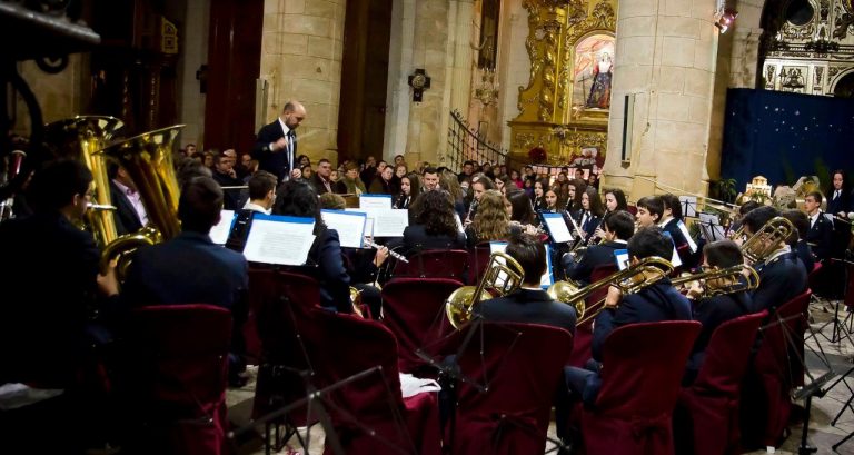 Intercambio musical entre la Sección Joven de la UMSC y la banda de la escuela de música de la Unión Musical Santa Cecilia de Tobarra