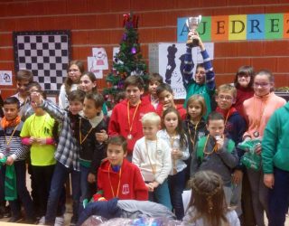 El hellinero Arturo Roldán, ganador del I Torneo de Navidad de Ajedrez Infantil