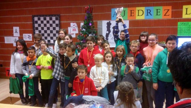 El hellinero Arturo Roldán, ganador del I Torneo de Navidad de Ajedrez Infantil