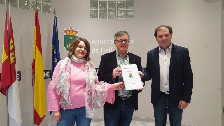 Ramón García presenta el Presupuesto Municipal para el 2018 que se eleva a 19.313.932 euros
