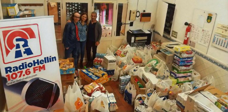 La Maratón Solidaria de Radio Hellín recogió más de 3.200 kilos de alimentos