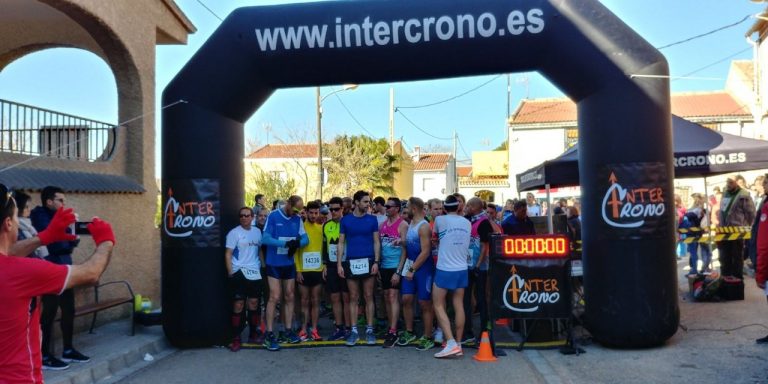 Rafael López Hermosilla y Cristina Tello vencedores de la IV Carrera Popular de Sierra