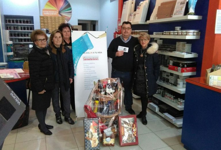 Sorteo de la cesta de Navidad de la Asociación de Fibromialgía
