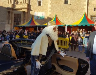 Gran actividad de los Reyes Magos visitando Hellín, entidades y pedanías