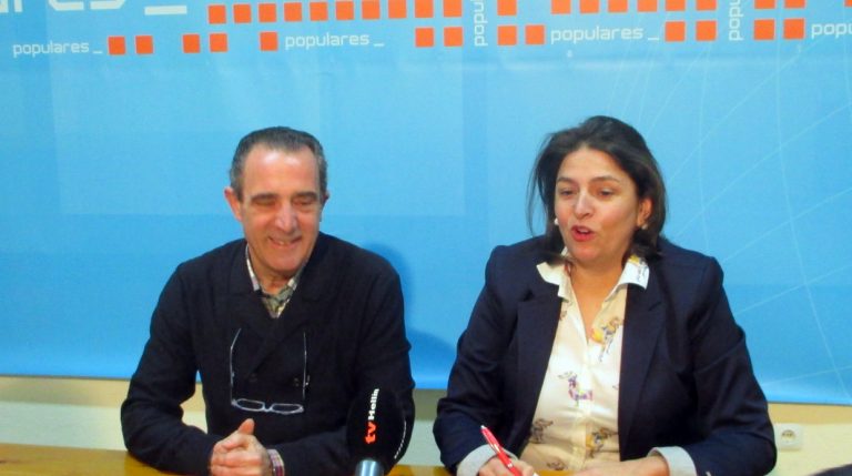 Cesárea Arnedo denuncia irregularidades en la contratación de profesionales en el Hospital de Hellín