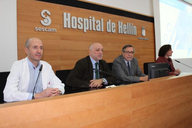El Gobierno regional presenta un nuevo modelo de evaluación de la calidad de los servicios que se aplicará en la GAI de Hellín