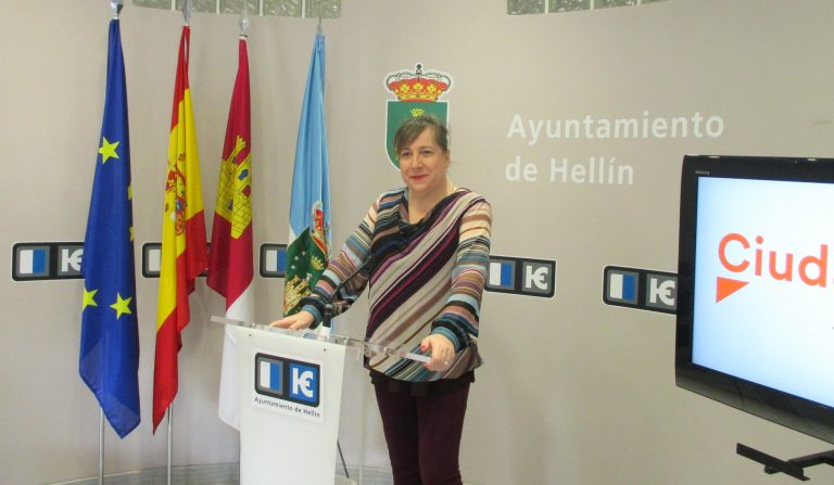 Tormenta “eléctrica” en el Ayuntamiento de Hellín