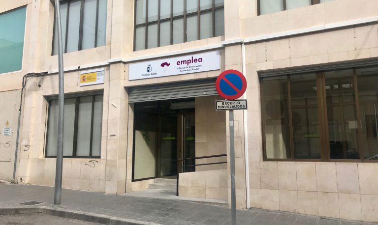 Marzo rompe la tendencia y deja un leve repunte del paro en Hellín