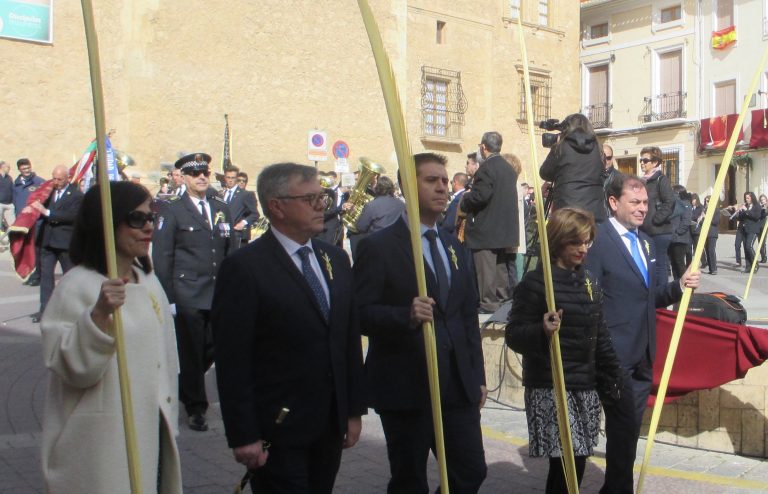 Santiago Cabañero presidió la procesión del Domingo de Ramos